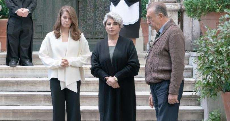 Burcu Biricik, Camdaki Kız'daki kayınpedirinin cimriliğini savunurken öyle bir örnek verdi ki şaşıracaksınız! 7