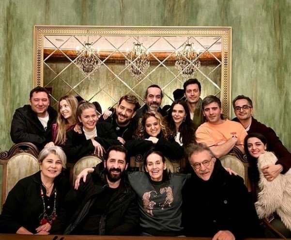 Hande Ataizi'den Camdaki Kız dizisi ekibi ile ilgili itiraf geldi!.. 7
