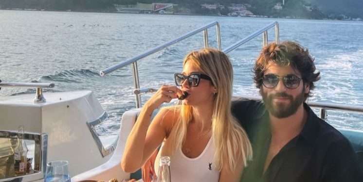 Can Yaman ve Diletta Leotta, Türkiye tatilinde çok renkli anlar yaşadı! 13