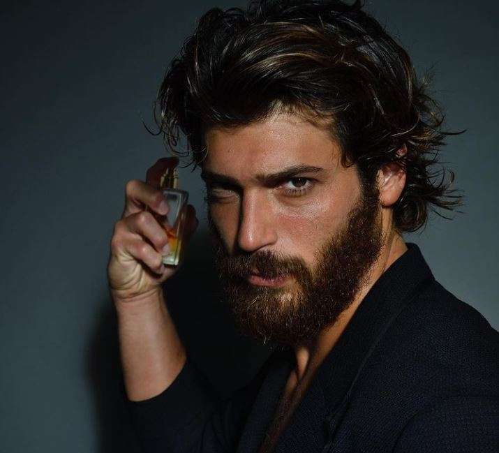 Can Yaman küçüklüğünde bir hayal kurdu, daha büyüğünü gerçeğe çevirdi 8 Can Yaman küçüklüğünde bir hayal kurdu, daha büyüğünü gerçeğe çevirdi 8