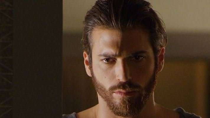 Ezel’in senaristinden yeni bir dizi geliyor! Hem de dünya starı bir oyuncuyla! 7 Ezel’in senaristinden yeni bir dizi geliyor! Hem de dünya starı bir oyuncuyla! 7