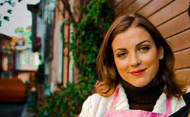 Özge Özberk'in 'keşke yeniden çekilse' dediği dizisi bakın hangisi! 8 Özge Özberk'in 'keşke yeniden çekilse' dediği dizisi bakın hangisi! 8