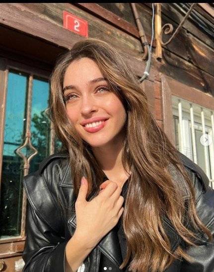 Cemre Baysel'den sonunda beklenen paylaşım geldi!.. 8 Cemre Baysel'den sonunda beklenen paylaşım geldi!.. 8