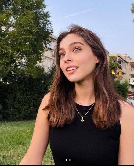Aytaç Şaşmaz ile yollarını ayıran Cemre Baysel imaj değişikliğine gitti!.. 8