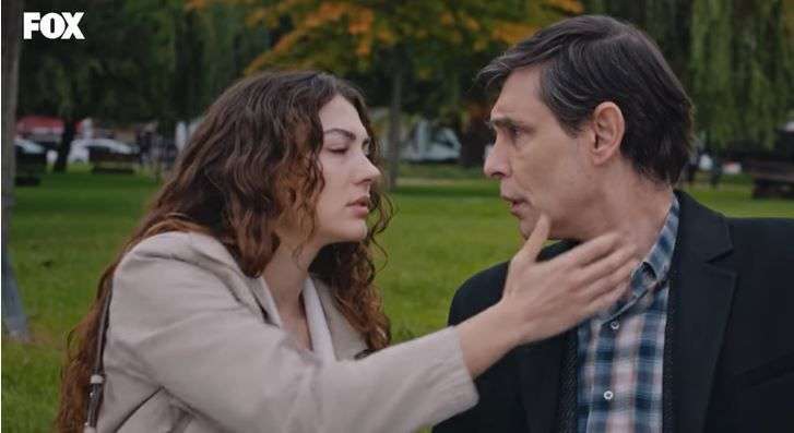 'Aşk Mantık İntikam' dizisinin 'Esra'sı Burcu Özberk’in hayatının akışını hangi ünlü isim değiştirdi? 8