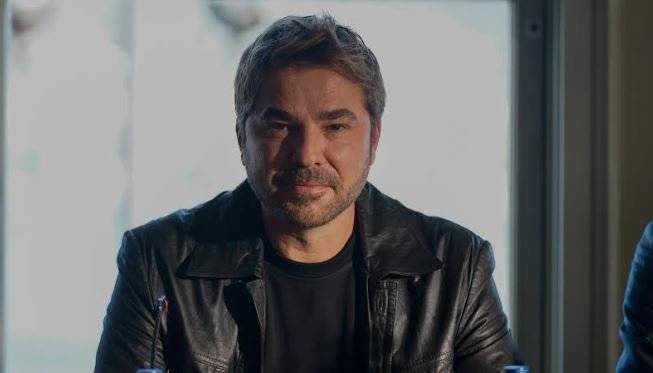 Engin Altan Düzyatan ve Elçin Sangu'nun yeni dizisi Çöp Adam tüyleri diken diken etti ama yayın günü doğru mu? 8