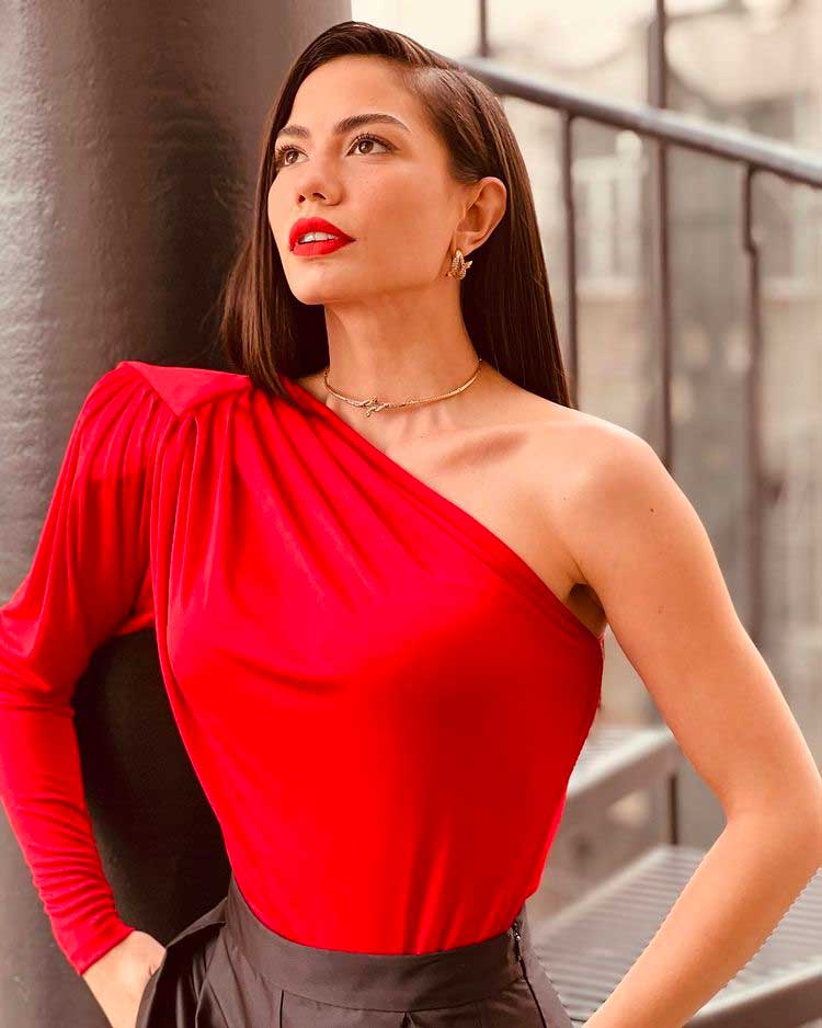 Olay yaratan Aşk Taktikleri’nin devamı çekilecek mi? Yanıt bizzat Demet Özdemir’den geldi! 7 Olay yaratan Aşk Taktikleri’nin devamı çekilecek mi? Yanıt bizzat Demet Özdemir’den geldi! 7