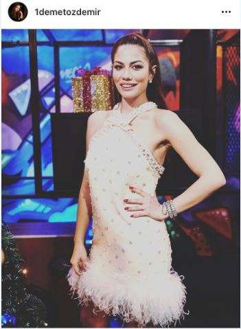 Demet Özdemir, O Ses Türkiye'deki heyecanın ardından kutlama mesajıyla dikkat çekti 8