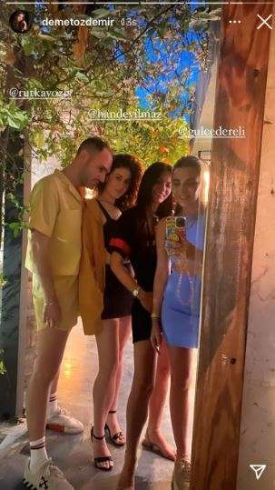 Demet Özdemir, bu kez de arkadaşları ile tatilde! 10