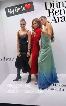 Dünyayla Benim Aramda'nın kadın yıldızları Demet Özdemir ve Hafsanur Sancaktutan'ın gala şıklığı! 9 Dünyayla Benim Aramda'nın kadın yıldızları Demet Özdemir ve Hafsanur Sancaktutan'ın gala şıklığı! 9