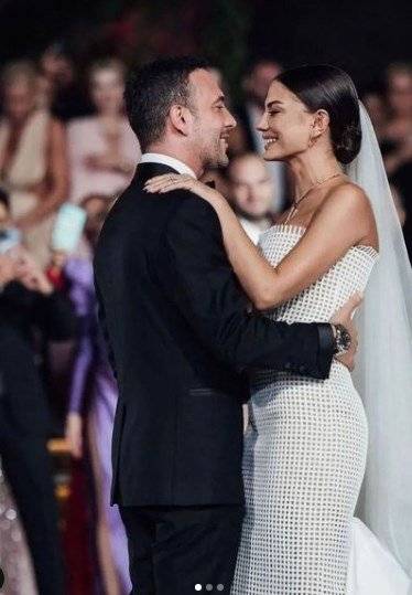 Demet Özdemir'in kayınvalidesinin düğün mesajındaki detay dikkat çekti!.. 7