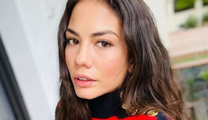 Heyecanla beklenen film Aşk Taktikleri için ilk sinyal Demet Özdemir’den geldi! 7