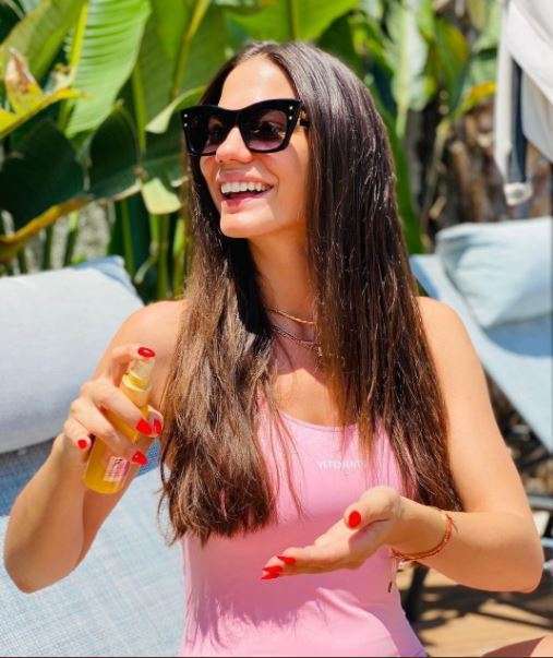 Demet Özdemir reklam stratejisi ile adeta ders veriyor! 5
