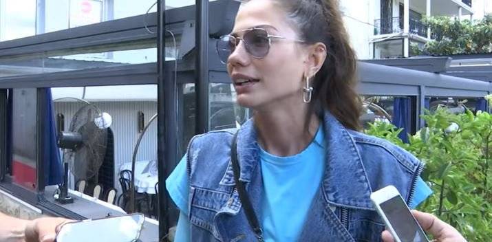 Dünyayla Benim Aramda dizisi için gizlilik anlaşması Demet Özdemir'i yine çok zor durumda bıraktı! 7 Dünyayla Benim Aramda dizisi için gizlilik anlaşması Demet Özdemir'i yine çok zor durumda bıraktı! 7