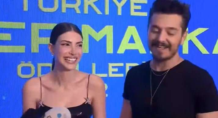 Teşkilat dizisindeki büyük değişim en çok da Deniz Baysal'ın eşi Barış Yurtçu'yu mutlu etti! 9 Teşkilat dizisindeki büyük değişim en çok da Deniz Baysal'ın eşi Barış Yurtçu'yu mutlu etti! 9