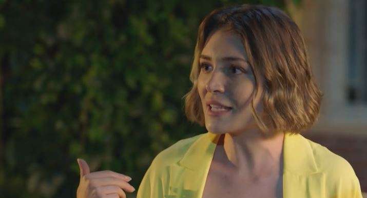 Sefirin Kızı, Masumiyet ile parlayan Deniz Işın kimya mühendisliğinden oyunculuğa bir başarı hikayesi! 7 Sefirin Kızı, Masumiyet ile parlayan Deniz Işın kimya mühendisliğinden oyunculuğa bir başarı hikayesi! 7