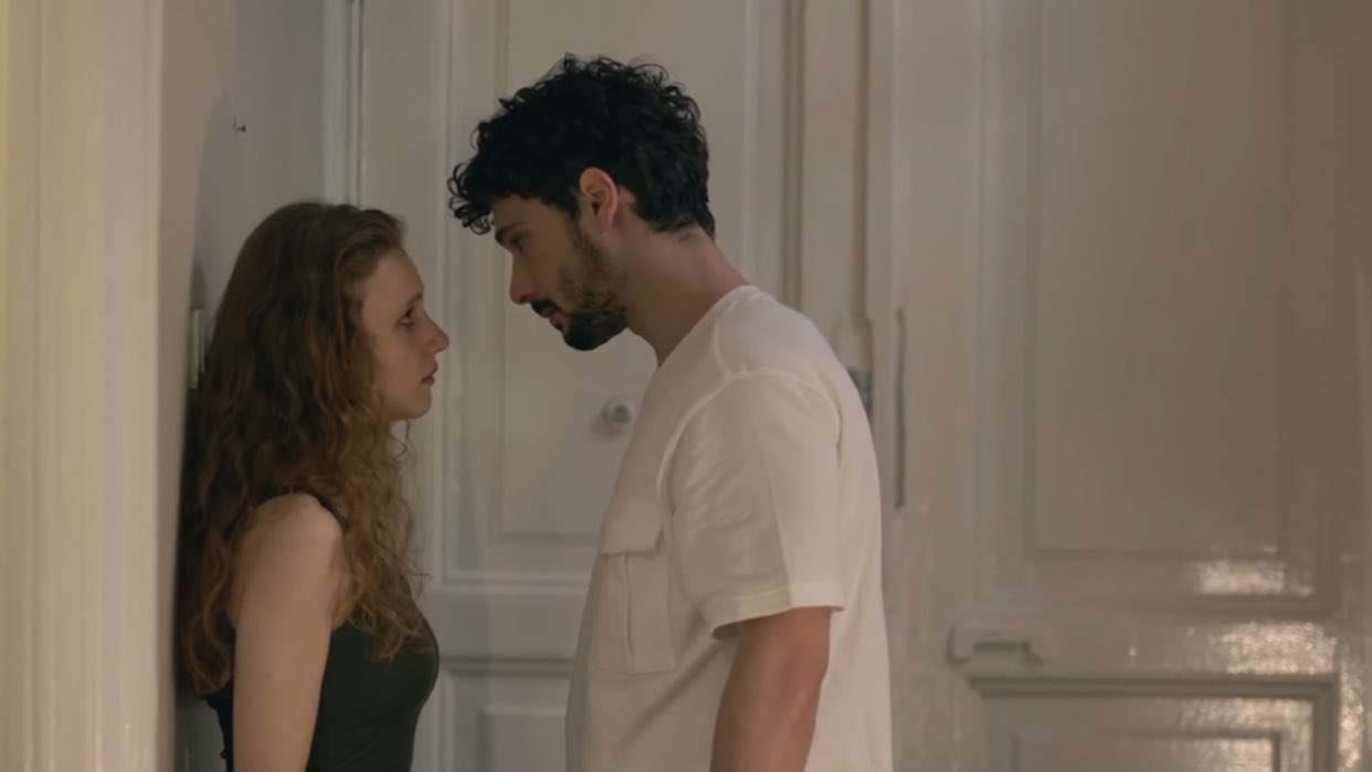 Menajerimi Ara yeni bir dizi mi doğuracak? AhsenDenizCan Netflixe etiketi Twitter'da TT oldu! 15 Menajerimi Ara yeni bir dizi mi doğuracak? AhsenDenizCan Netflixe etiketi Twitter'da TT oldu! 15