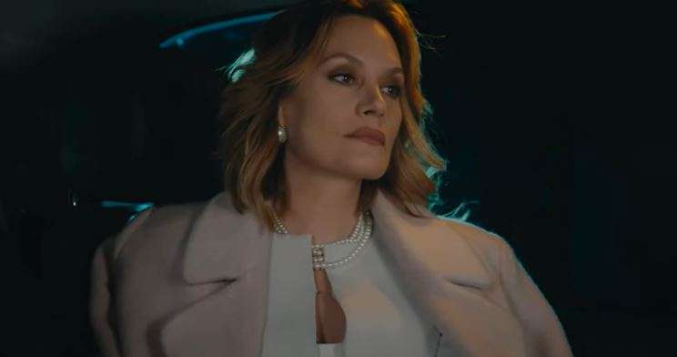 Daha gelir gelmez Doğduğun Ev Kaderindir'i karıştırdı! Zeynep'e söylediği söz kavgada söylenmez! 7