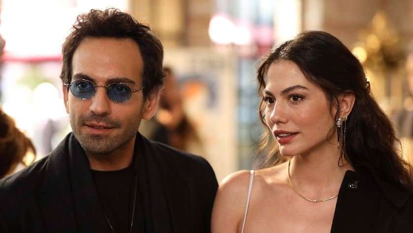 Disney Plus'ın Dünyayla Benim Aramda dizisi için Demet Özdemir'in söylediği çıktı! 8