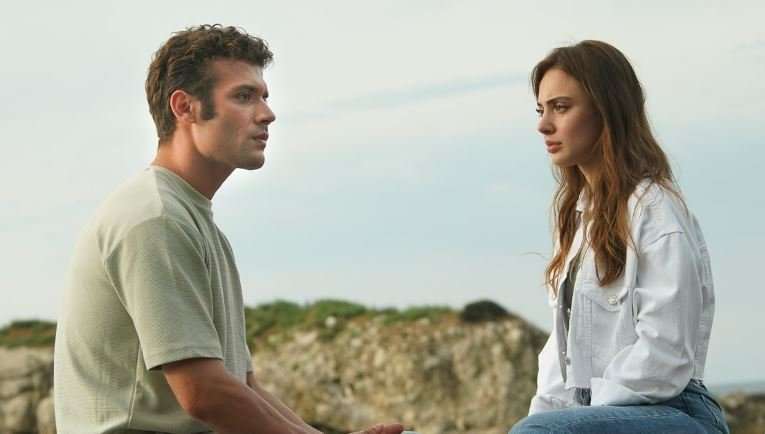 Duy Beni dizisinde Ekim ve Leyla arasındaki uçurum büyüyor! 8