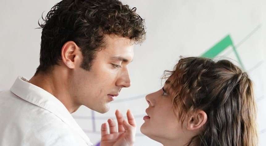 Duy Beni, bugüne kadar görülmemiş bir başarıya imza atıyor! 5 Duy Beni, bugüne kadar görülmemiş bir başarıya imza atıyor! 5