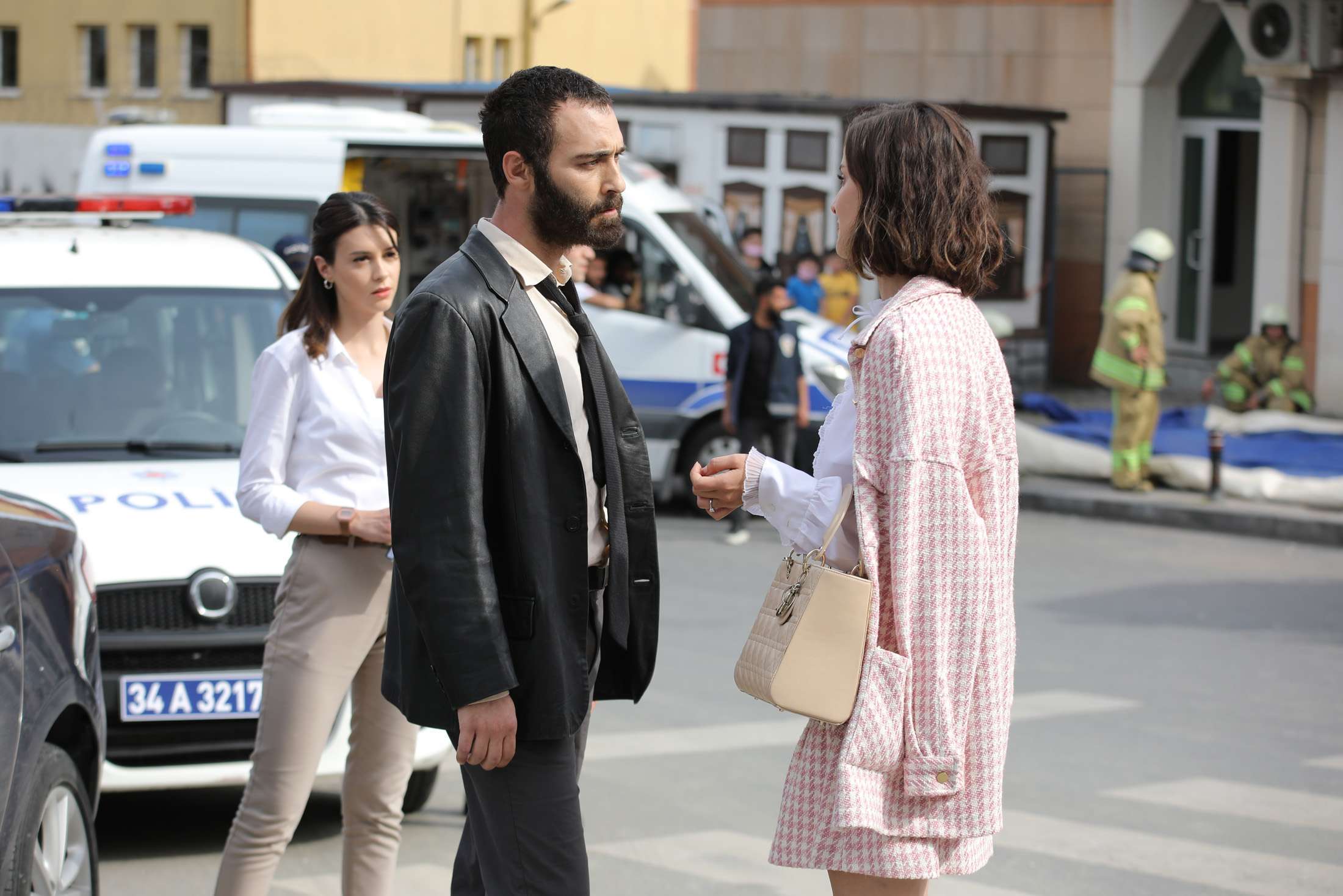 Yeni dizi Baş Belası setinden ilk fotoğraflar geldi! 9