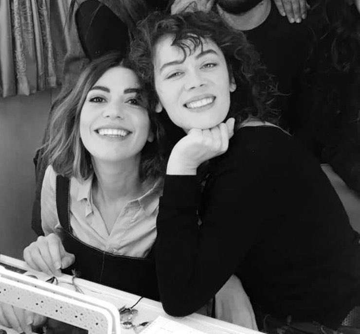 Demet Evgar ve Ceren Moray ikilisinin uyumu hala unutulmadı! 13