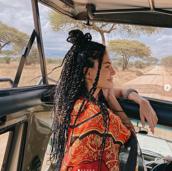 Destan'ın yıldızı Ebru Şahin dizi setinde ama aklı Afrika'da kaldı! 10 Destan'ın yıldızı Ebru Şahin dizi setinde ama aklı Afrika'da kaldı! 10