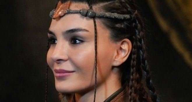 Destan dizisi planlardan çıkartıldı, Ebru Şahin için yeni dizi heyecanı yakında başlar! 7