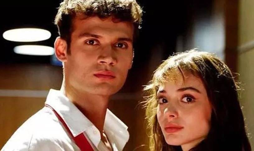 Ekranın 'En Popüler Çiftler'i belli oldu! İşte sosyal medyada ilk 5'e giren dizi çiftleri... 10 Ekranın 'En Popüler Çiftler'i belli oldu! İşte sosyal medyada ilk 5'e giren dizi çiftleri... 10