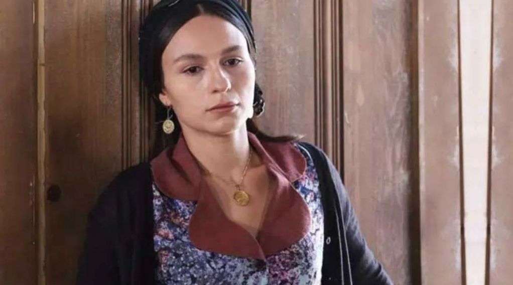 Bir Zamanlar Çukurova'nın Saniye'si Selin Yeninci çok farklı bir projeyle geliyor! 7