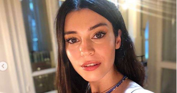 Elif Doğan'ın şansı yine devreye girdi yine çok iddialı diziye adını yazdırdı 7 Elif Doğan'ın şansı yine devreye girdi yine çok iddialı diziye adını yazdırdı 7