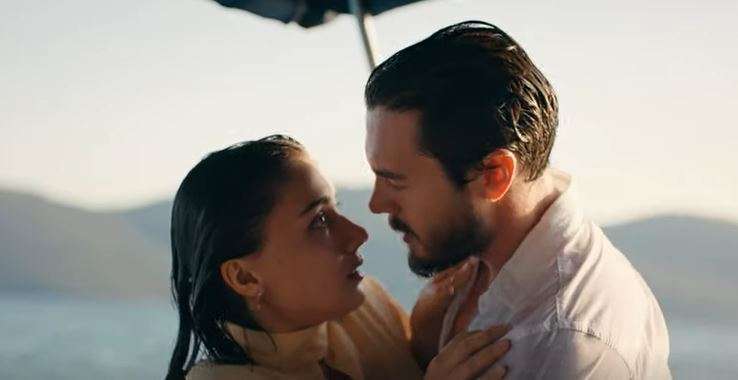 Fox'un gözden düşen Elkızı dizisinde büyük bir hata yaptılar! 7
