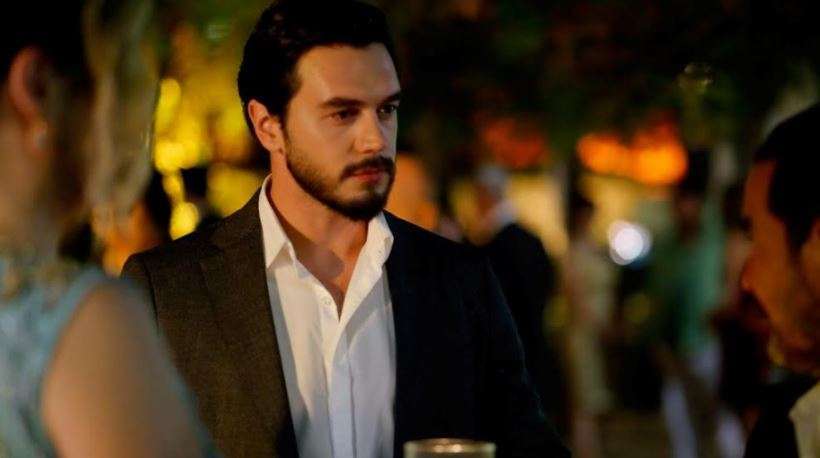 Elkızı dizisine ne oldu? Sevda Erginci ve İsmail Ege Şaşmaz hayranları soruyor! 7