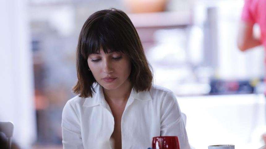 El Kızı dizisinde kim hangi karakteri canlandırıyor? 8