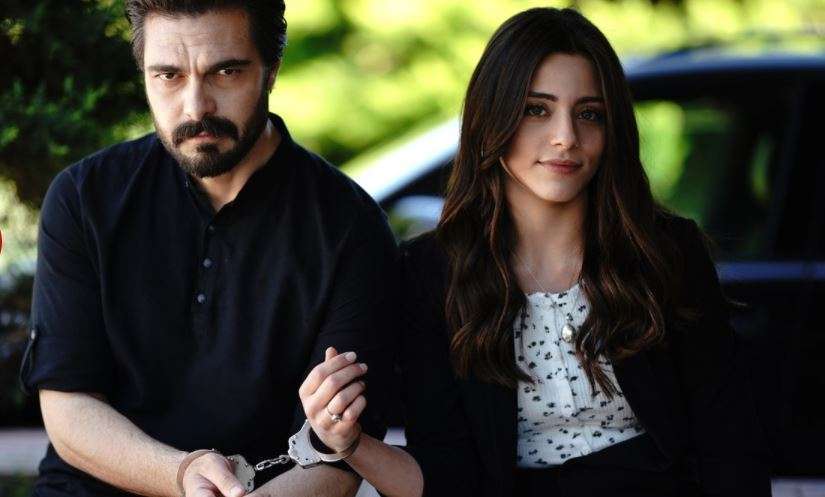 Sıla Türkoğlu ile Halil İbrahim Ceyhan'ın yanıt vermediği soru ve Emanet'teki bilinmezlik! 8