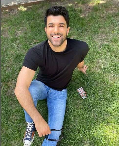 Engin Akyürek nasıl bir aşık? İşte ünlü oyuncunun bilinmeyenleri!.. 8