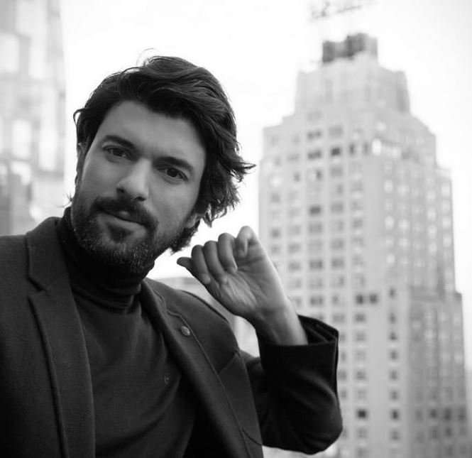 Engin Akyürek dünyanın en “şık” erkeği! Johnny Depp, Al Pacino, Keanu Reeves’i bile geride bıraktı! 7