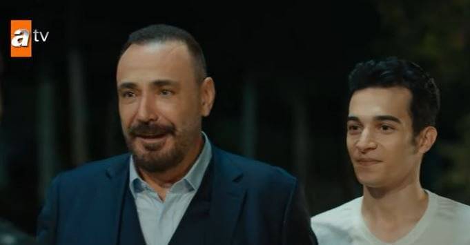 Kalk Gidelim dizisinin Mustafa'sı Erkan Sever, atv dizisine transfer oldu ve imajı da çok değişti! 8 Kalk Gidelim dizisinin Mustafa'sı Erkan Sever, atv dizisine transfer oldu ve imajı da çok değişti! 8