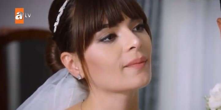 İkinci sezon için imzayı atan Kaderimin Oyunu’ndan bir atak daha! 1 İkinci sezon için imzayı atan Kaderimin Oyunu’ndan bir atak daha! 1