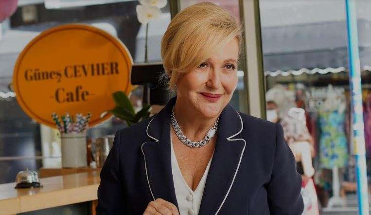 Fox TV'nin Evlilik Hakkında Her Şey hem şanslı hem de şanssız bir dizi! 9