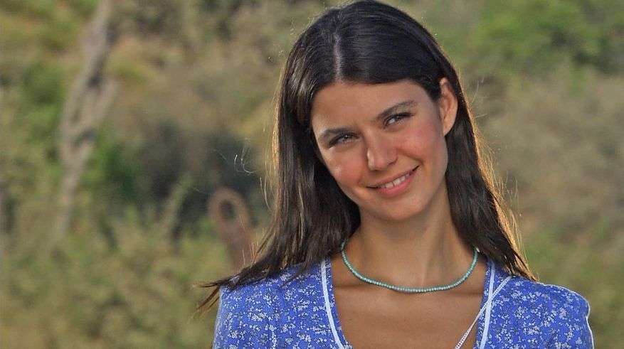 Beren Saat biri dizi iki yeni projesinin müjdesini verdi! 7