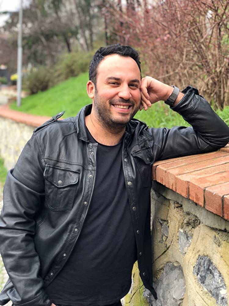Ah Nerede dizisiyle ünlü bir oyuncu yeniden setlere dönüş yapıyor! 8