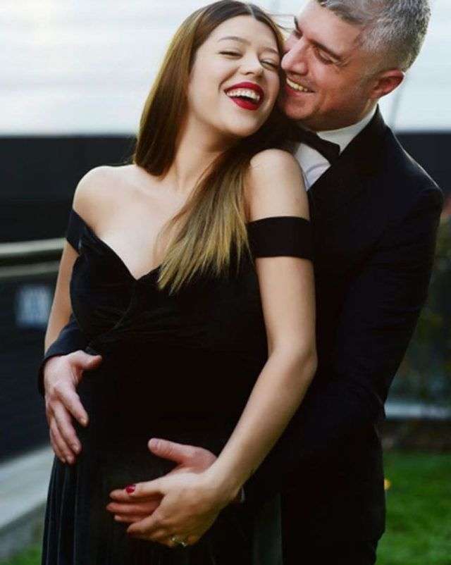 Özcan Deniz, iki kelime ve bir fotoğraf ile eleştirileri umursamazken, takipçilerden ders niteliğinde yanıtlar geldi! 8