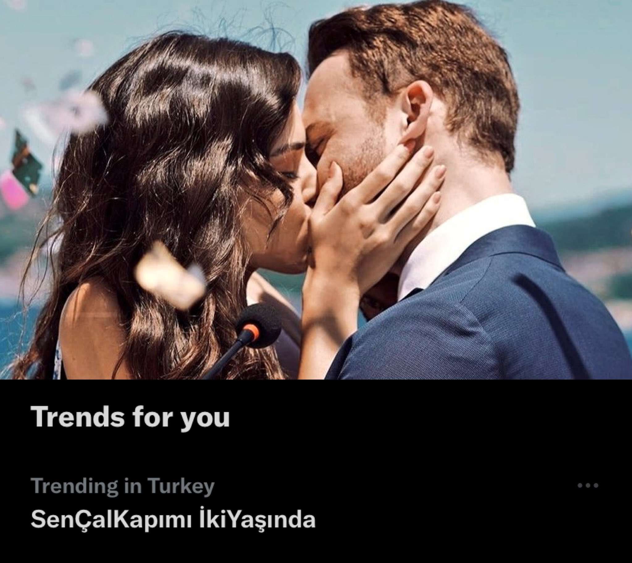 Sen Çal Kapımı bugün iki yaşında! Efsane dizi, doğum gününde sosyal medyayı salladı! 7 Sen Çal Kapımı bugün iki yaşında! Efsane dizi, doğum gününde sosyal medyayı salladı! 7