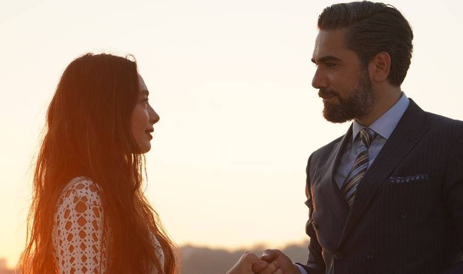 Neslihan Atagül zarafeti ve Kadir Doğulu sempatisi! İşte Gecenin Ucunda dizisinin farkı! 8