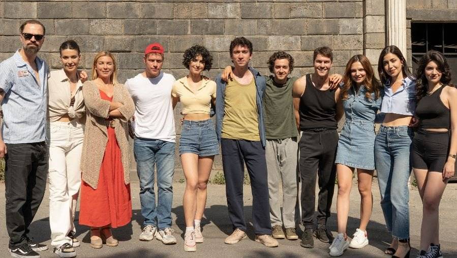 Show TV'nin yeni dizisi Gelsin Hayat Bildiği Gibi'nin hikayesi ne, oyuncu kadrosunda kimler var? İşte detaylar! 8