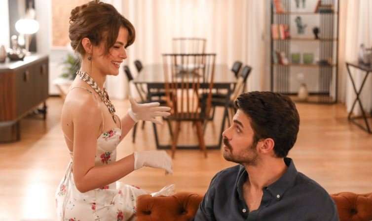 Gizli Saklı dizisi izleyiciyi ikiye böldü! Olmayan bir şey var ama ne? 9