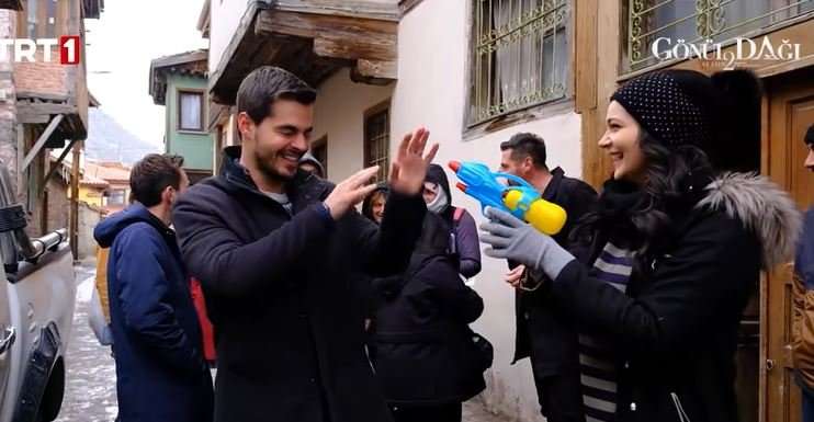 Başrol oyuncusunun, Gönül Dağı dizisinden beklenmeyen ayrılığının nedeni ortaya çıktı! 8 Başrol oyuncusunun, Gönül Dağı dizisinden beklenmeyen ayrılığının nedeni ortaya çıktı! 8