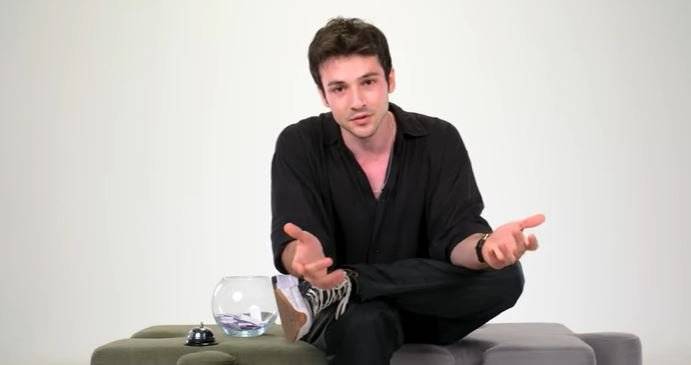 Tozluyaka dizisiyle popüler olan Haktan Zavlak, herkesi şaşkına çeviren bir itirafta bulundu! 9 Tozluyaka dizisiyle popüler olan Haktan Zavlak, herkesi şaşkına çeviren bir itirafta bulundu! 9